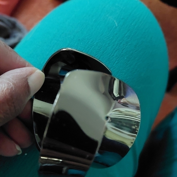 Vintage* Geometric Ribbon Cuff Bracelet - Picture 2 of 5